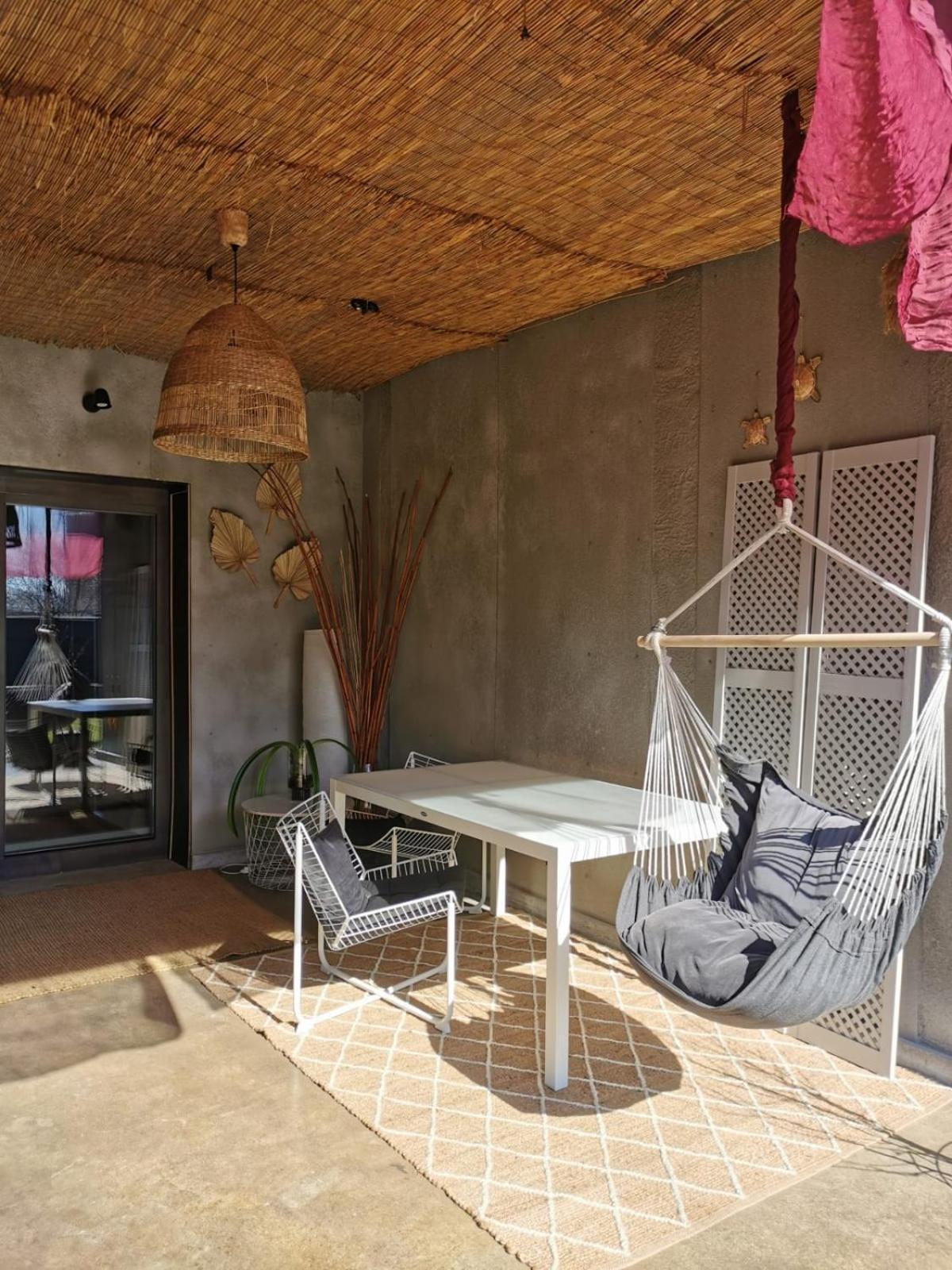 Homestay R9 *